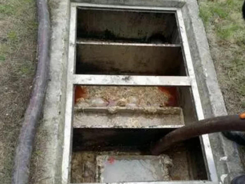 新邱隔油池清理